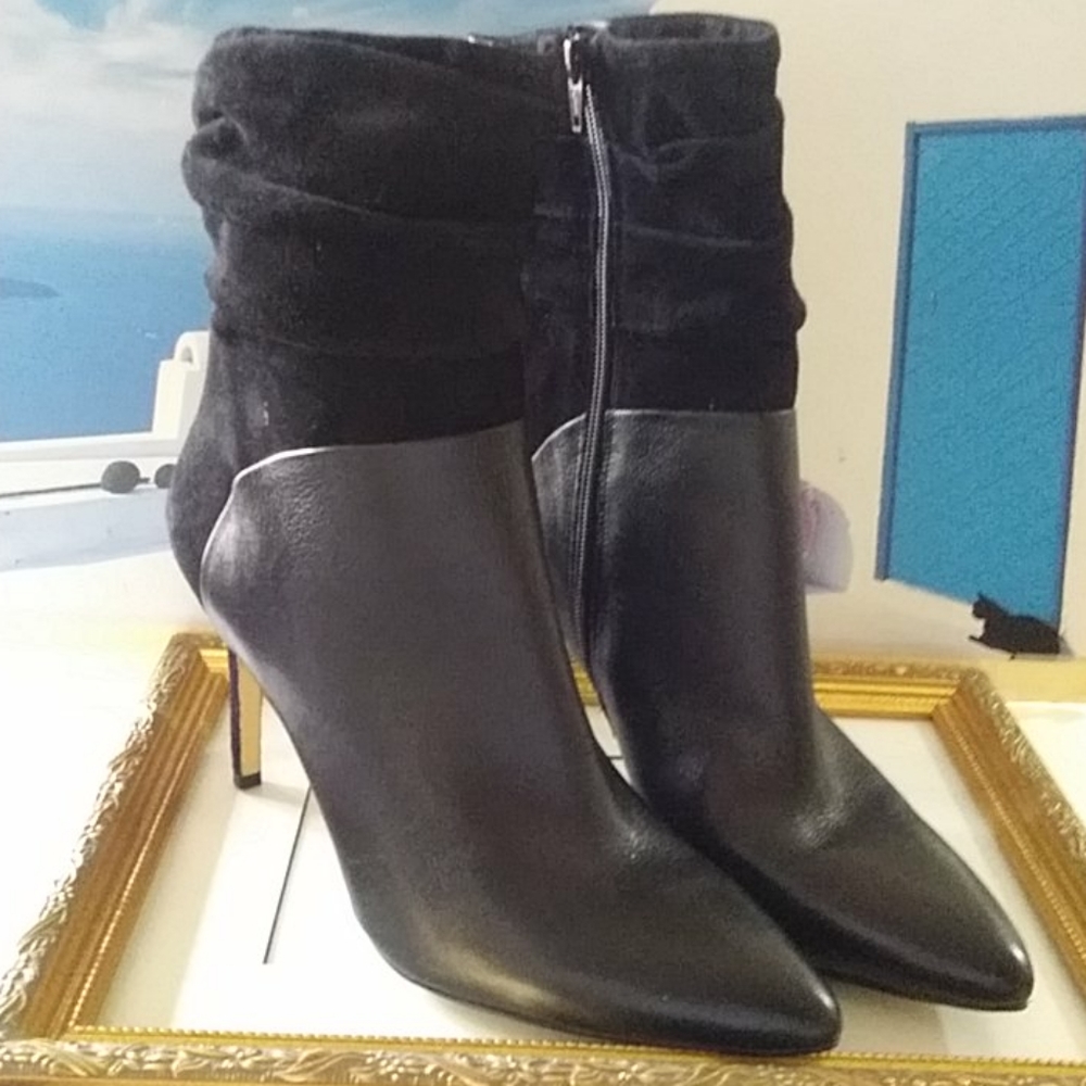 Guess valaree booties